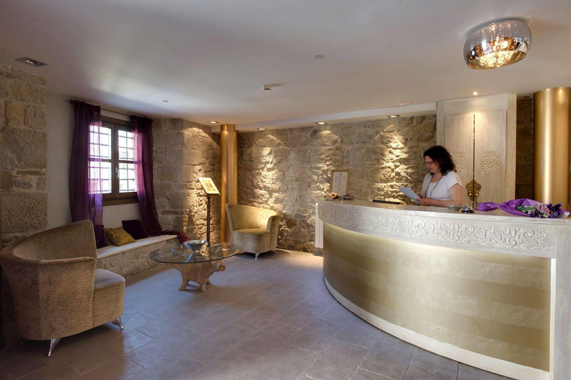 Hotel Palacio Del Obispo Graus Kültér fotó